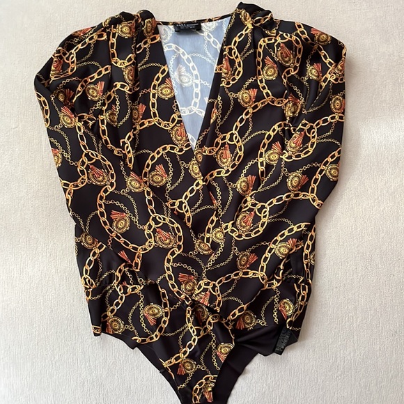 ZARA Woman Black Plunge Neckline Chain Print Bodysuit - Picture 6 of 8